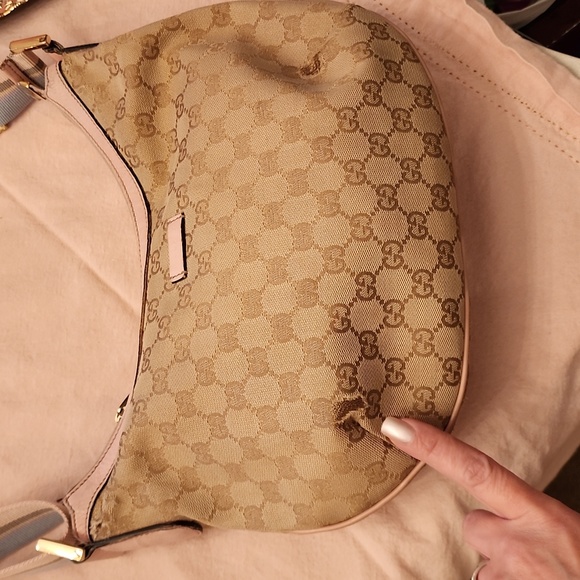Gucci Monogram Bag - Picture 8 of 16